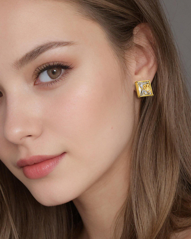 O1CN014I44QN1DCUEpAp1mg 2216489440180 0 cib